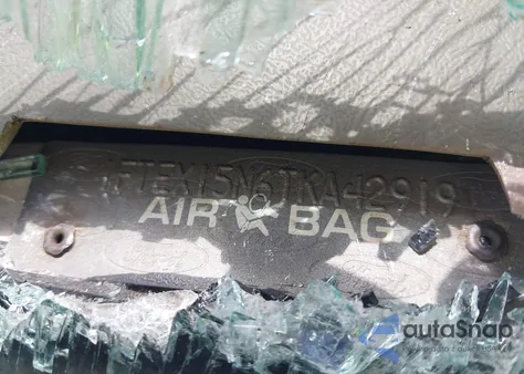 1996 Ford F150 z USA, uszkodzony, nr VIN 1FTEX15N6TKA42919